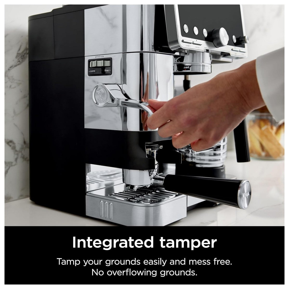 Ninja Luxe Cafe Pro Series 4-in-1 Coffee Machine for Espresso, Drip Coffee and Cold Brew, Integrated Tamper, Built-In Grinder (Certified Refurbished) - Additional view